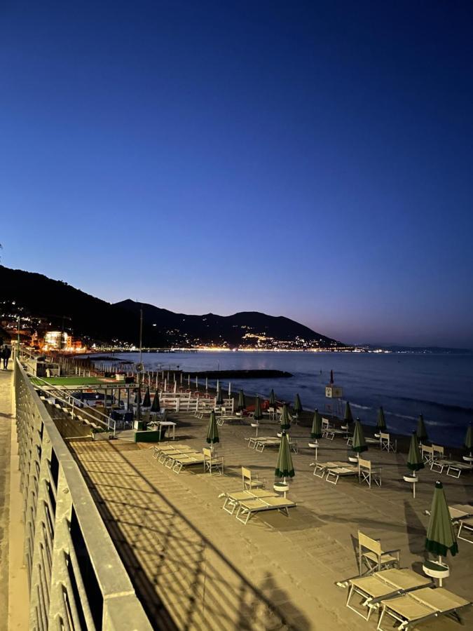Hotel Del Golfo Лайгуэлья Экстерьер фото